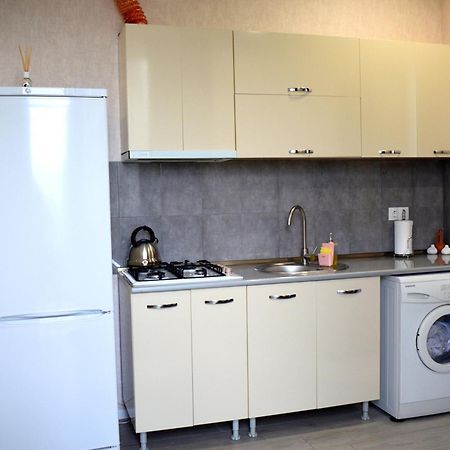 Nikas Apartment With Balcony In Old Tbilisi Zewnętrze zdjęcie
