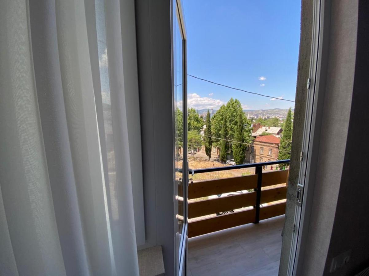 Nikas Apartment With Balcony In Old Tbilisi Zewnętrze zdjęcie